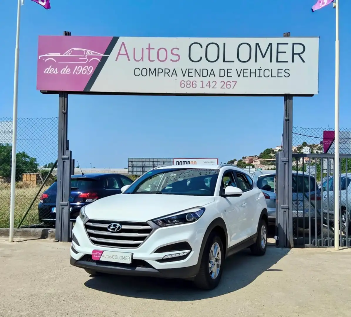 Hyundai TUCSON 1.7CRDI BD Essence 4x2 Wit - 2
