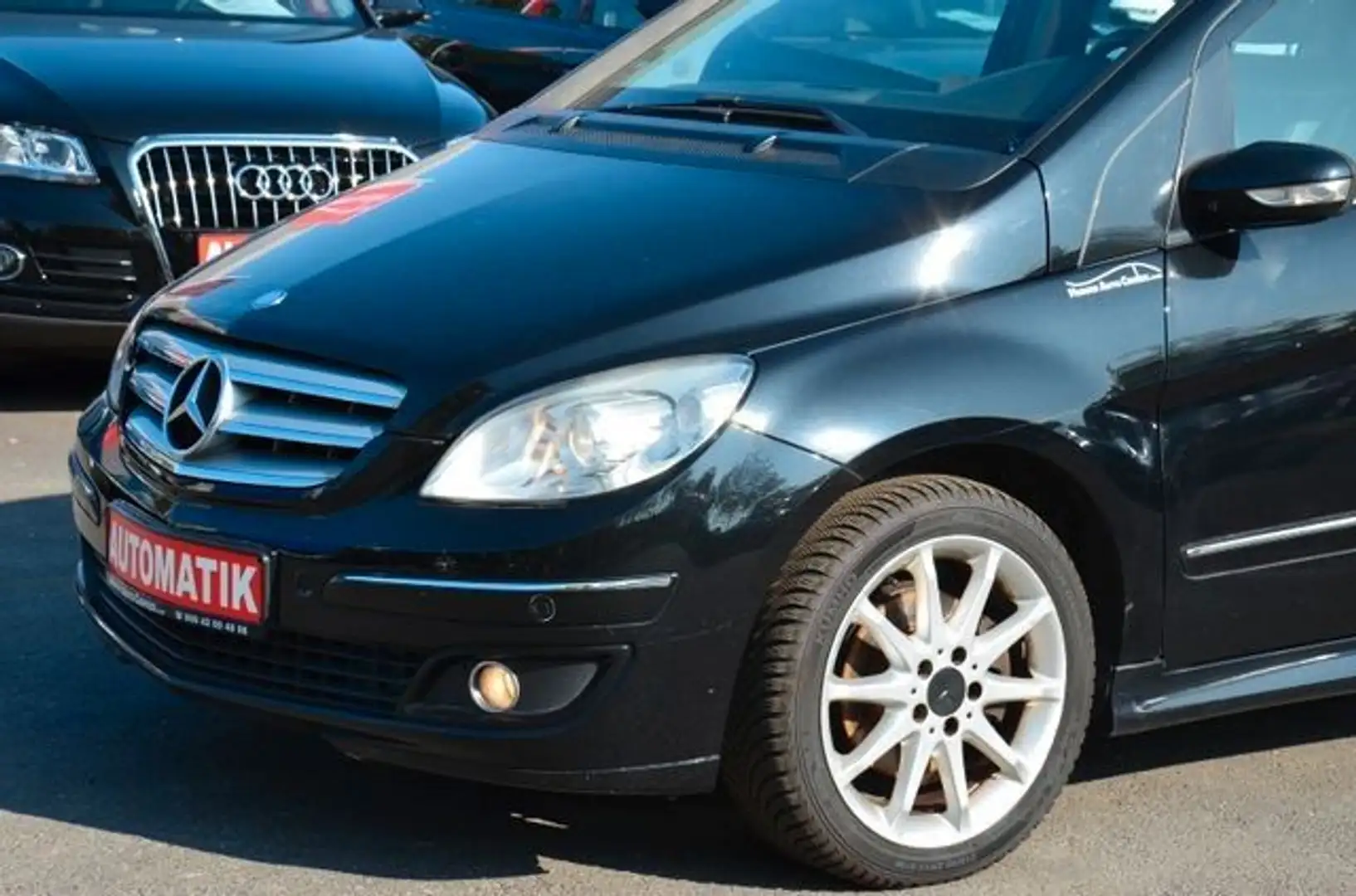 Mercedes-Benz B 200 Benzin*Navi*Klima*PANO*SHZ*PDC*TOP Negro - 2