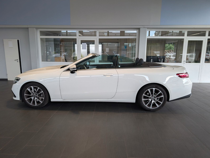 Mercedes-Benz E 200 Cabrio*LED*Leder*KAM*AHK*Sitzh.*Navi*
