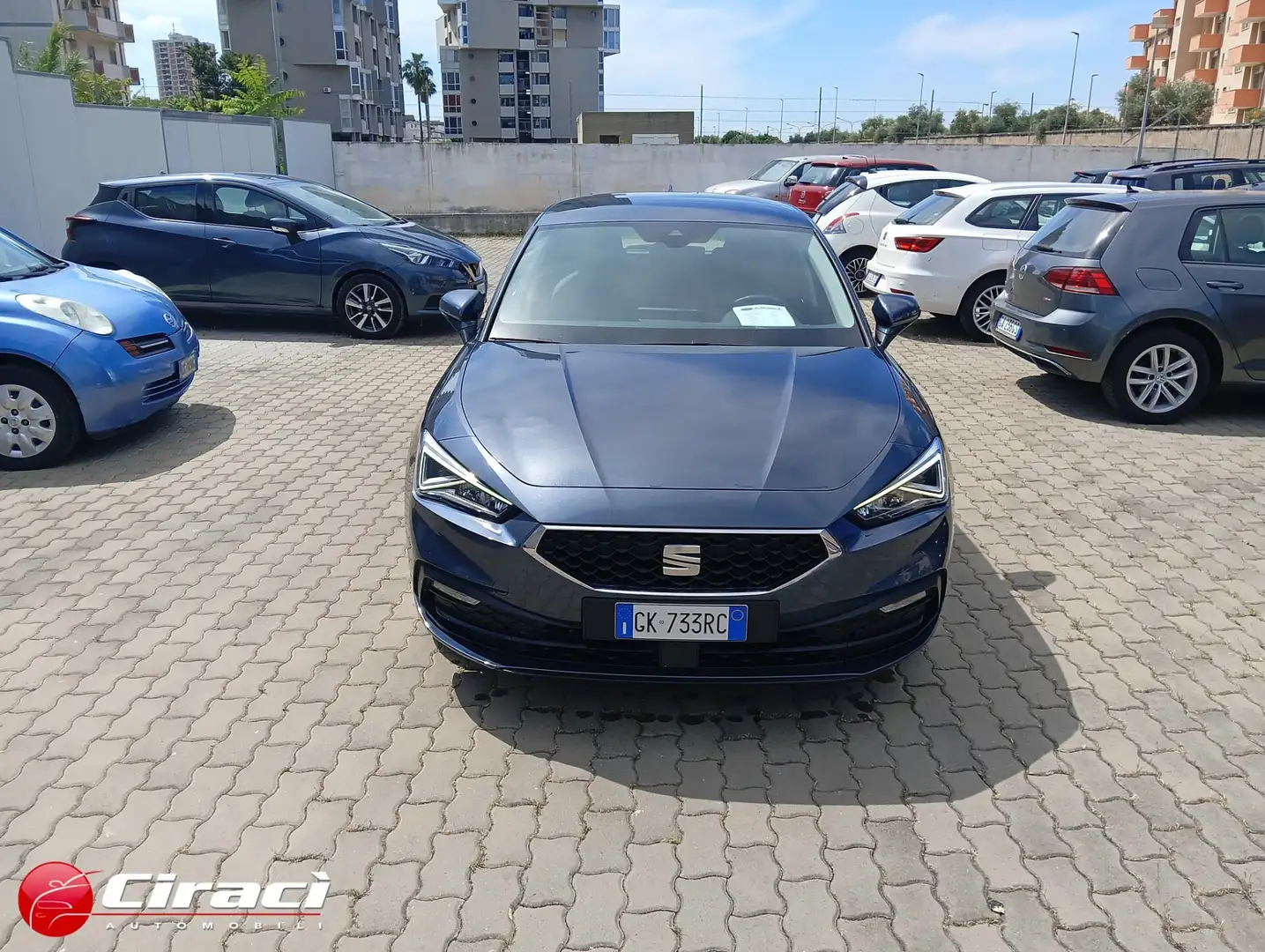 SEAT Leon 1.0 TSI Business Blauw - 1