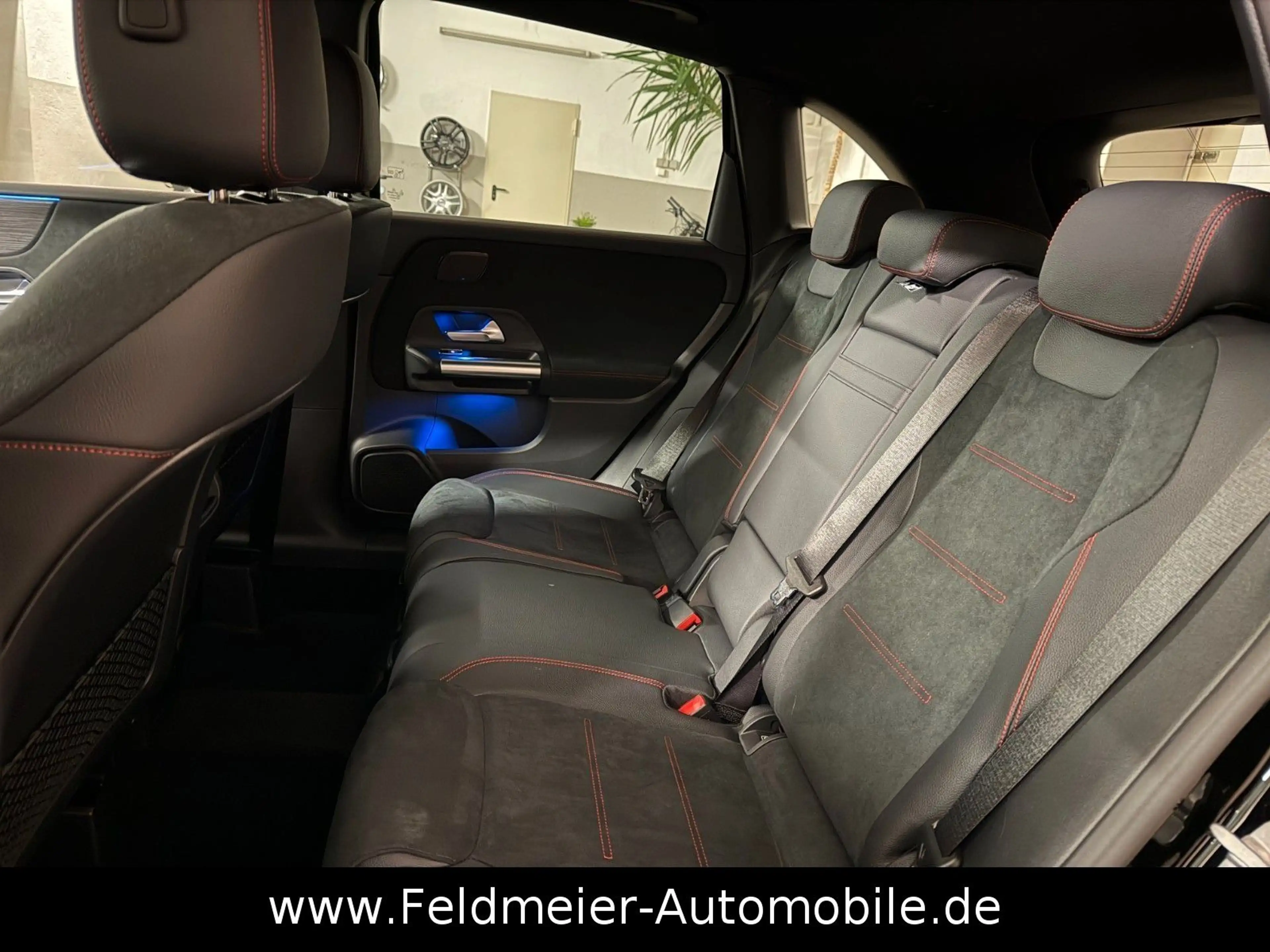 Mercedes-Benz B 200 AMG*Night*Panorama*Totw*AHK*Multi-LED360° — photo 11