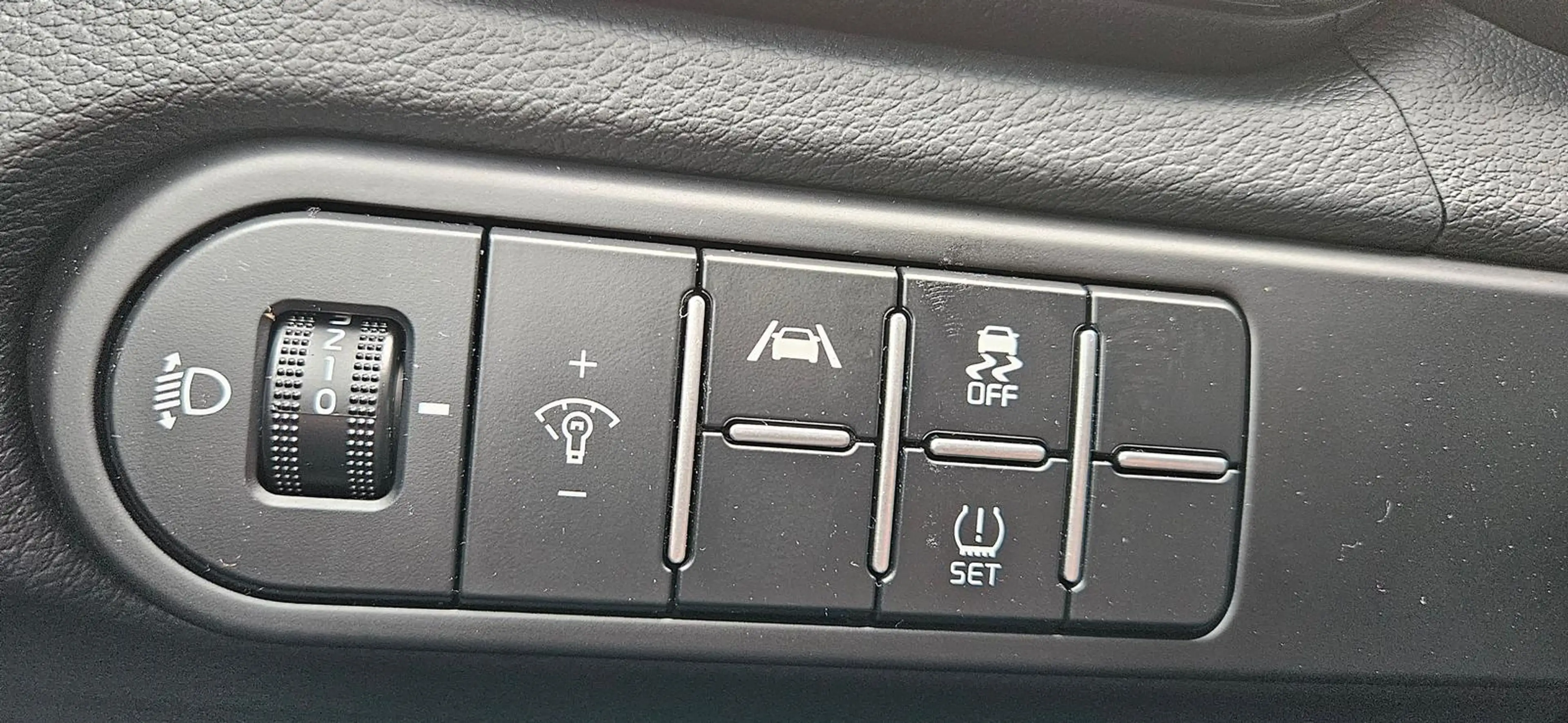 Kia XCeed 1.6 T-GDI NAVI KAMERA SHZ LHZ Android Appl — photo 14