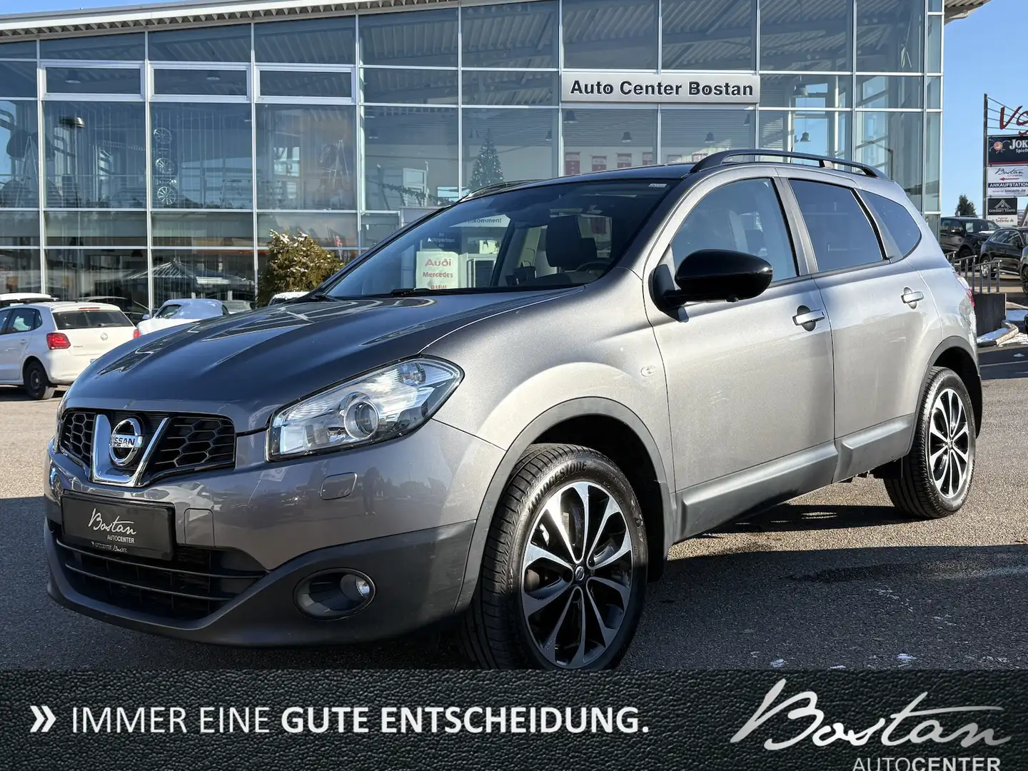 Nissan Qashqai+2 Qashqai+2 PANORAMA/4x4/360°/NAVI/SHZ/AHK/7-SITZE Grau - 1