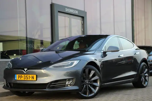 Tesla Model S 90D Base 422PK | BTW Auto | Panoramdak | Luchtveri