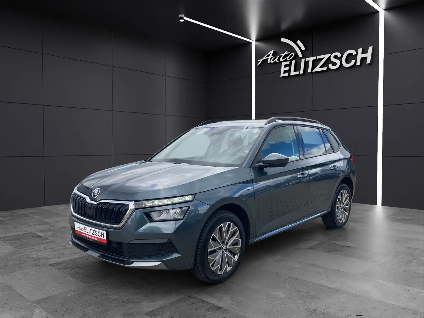 Skoda Kamiq TSI Clever LED AHK Navi AID PDC SH Grau - 2