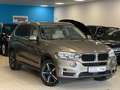 BMW X5 xD30d/HUD/LED/BelüftStz/NightVis/StandHz/Driv+ Braun - thumbnail 1