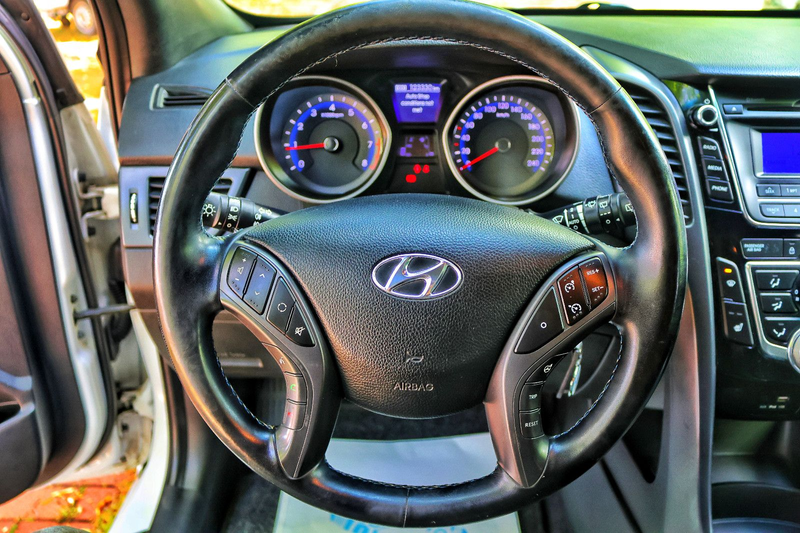 Hyundai i30 *2.HAND*TÜV NEU*KLIMA*PDC*LEMKRAD HEIZ.* — photo 34
