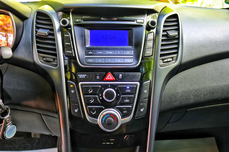 Hyundai i30 *2.HAND*TÜV NEU*KLIMA*PDC*LEMKRAD HEIZ.* — photo 31