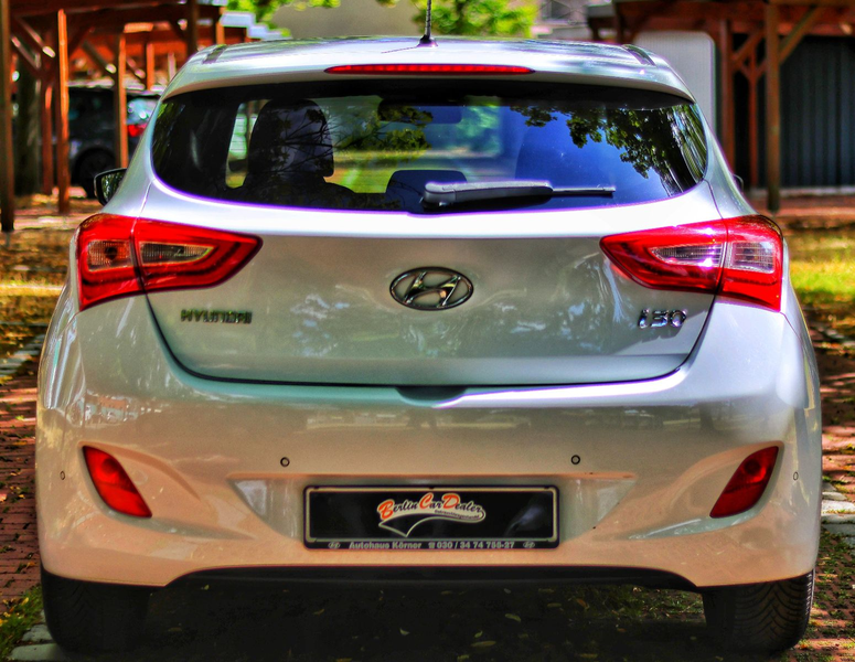 Hyundai i30 *2.HAND*TÜV NEU*KLIMA*PDC*LEMKRAD HEIZ.* — photo 8