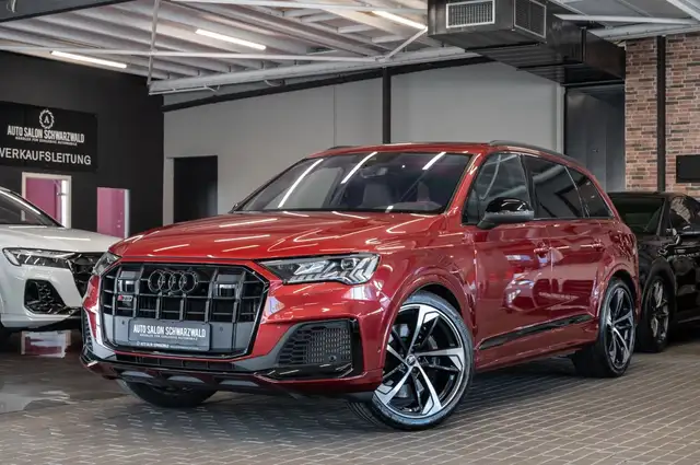 2022 Audi SQ7 in Red for sale