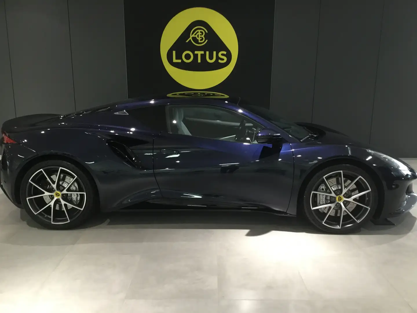 Lotus Emira I4  2.0 first edition Blu/Azzurro - 2