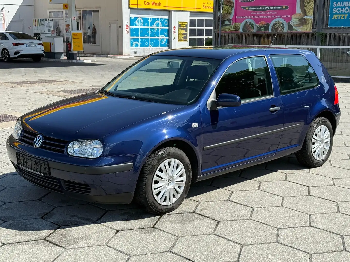 Volkswagen Golf 4 1.4 Basis*EURO4*el.Fenster*ZV*TÜV 09/25* Azul - 1