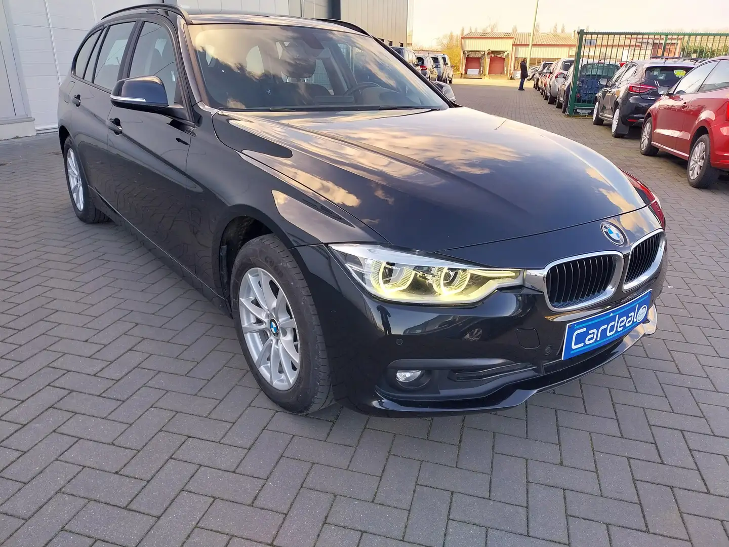 BMW 316 d Business /CLIM//GPS//BLUETOOTH//GARANTIE.12.MOIS Zwart - 1