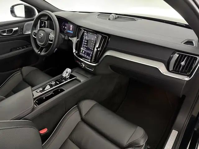 Volvo V60 view 27