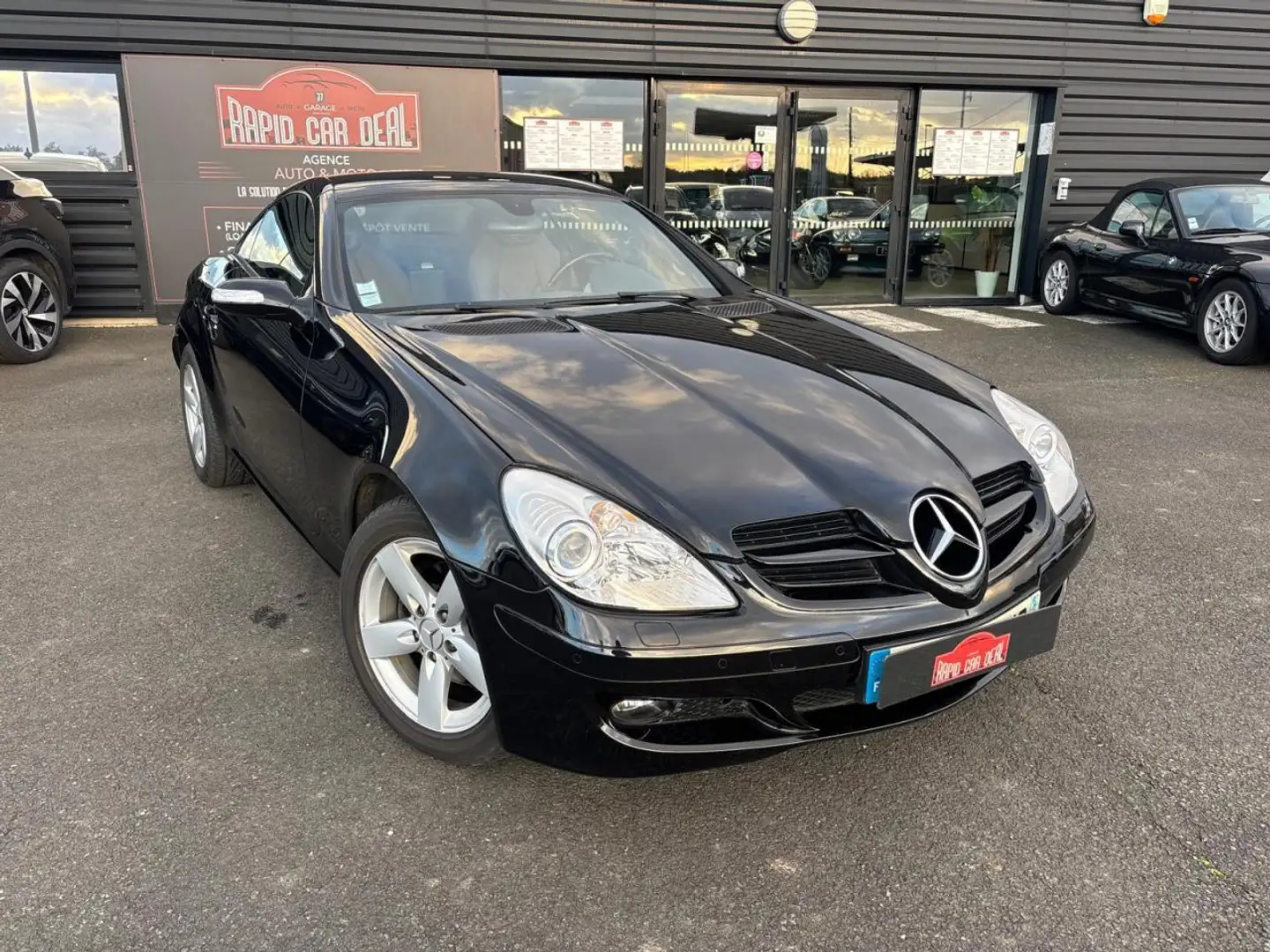 Mercedes-Benz SLK SLK 200 Kompressor  CABRIOLET - BM 171 . PHASE 1 Schwarz - 1