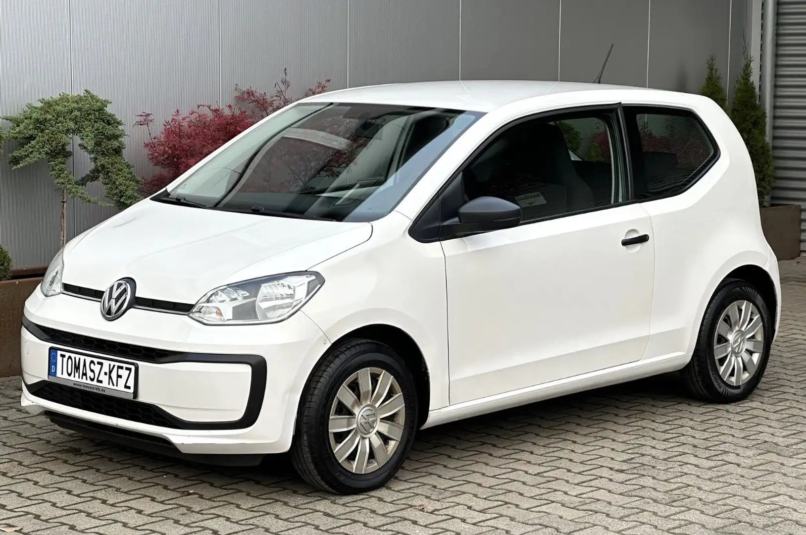 Volkswagen up! Up! 1.0 MPI take*Klima*AHK*AUX*TÜV 01/27 Weiß - 2