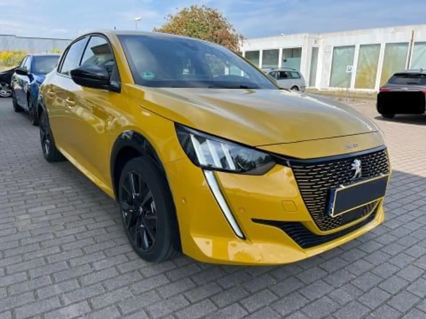 Peugeot 208 e-208 GT 10 Zoll Navi, Wärmepumpe, 11 KWCharger Gelb - 2