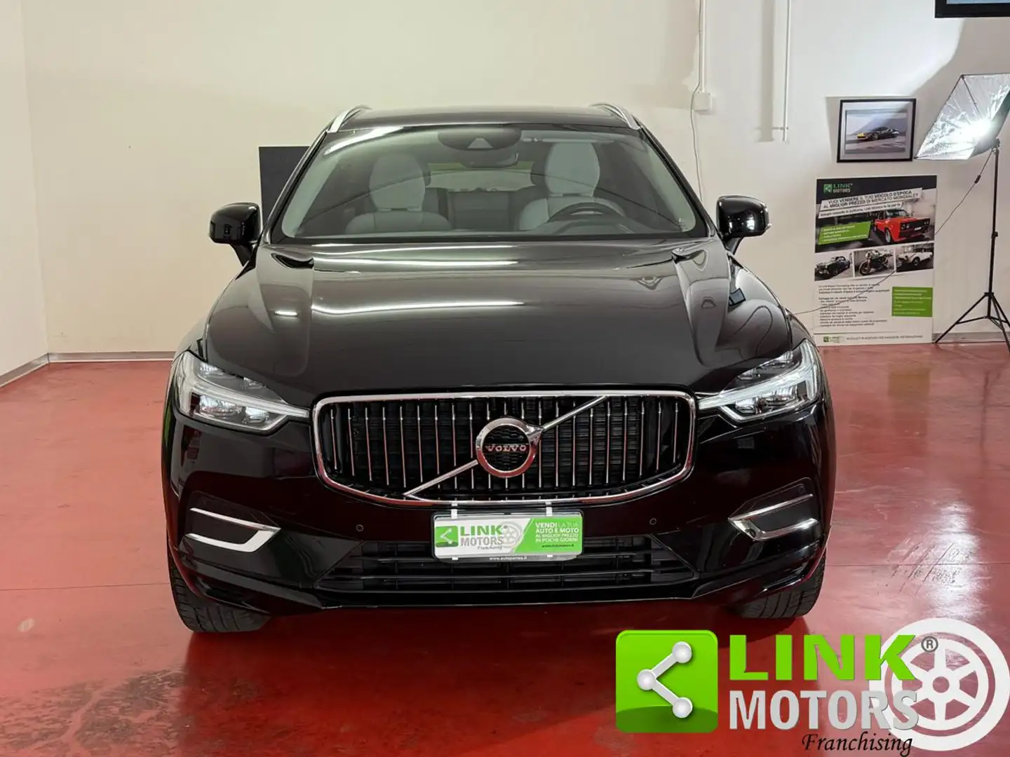 Volvo XC60 D4 AWD Geartronic Inscription Nero - 2