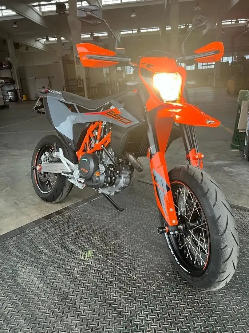 KTM 690 SMC R Grigio - 1