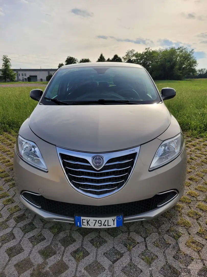 Lancia Ypsilon Ypsilon III 2011 1.2 8v Platinum s Or - 2