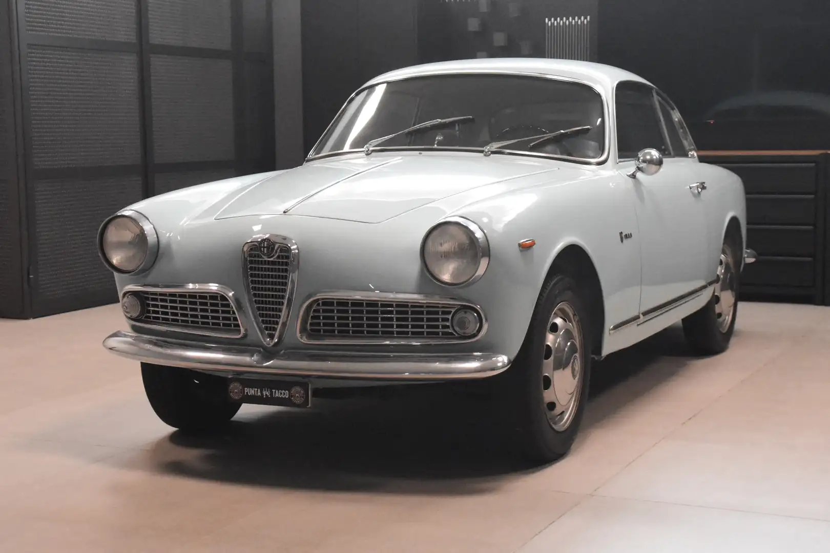 Alfa Romeo Giulietta Blauw - 1