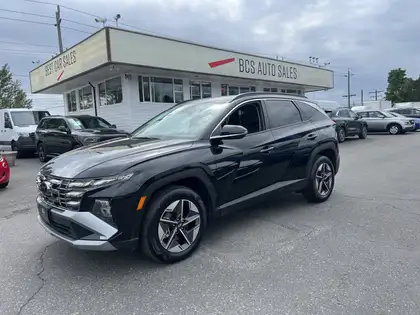 Black 2025 Hyundai Tucson SEL Convenience AWD SUV / Crossover All-Wheel Drive 8-Speed Automatic