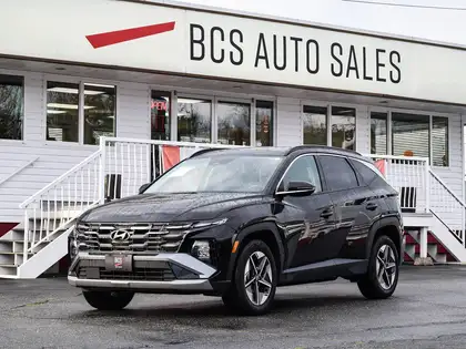 Black 2025 Hyundai Tucson SUV / Crossover All-Wheel Drive 8-Speed Automatic