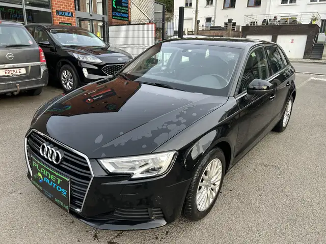 Audi A3 Sportback 1.6 TDi 5 PORTES AIRCO  GARANTIE 12MOIS