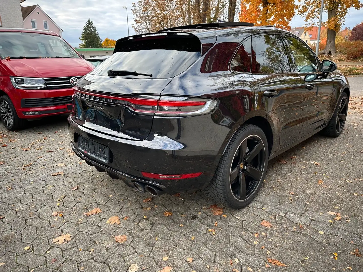 Porsche Macan Turbo PANO/LED/AHK Schwarz - 2