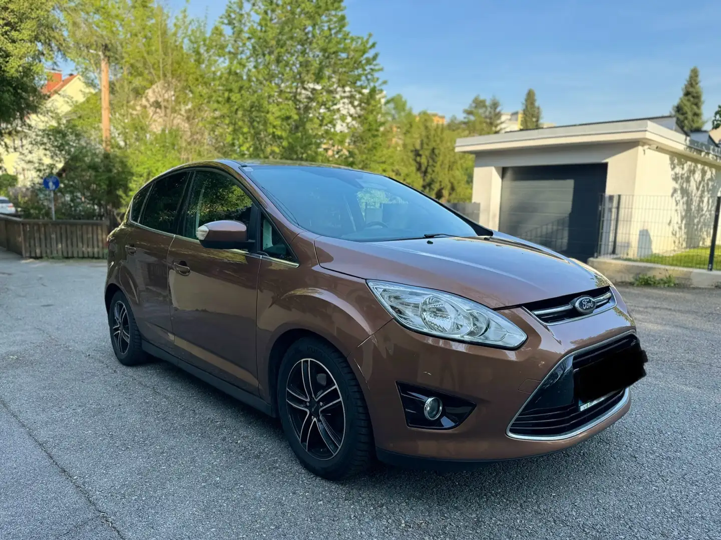 Ford C-Max 1.0 EcoBoost Start-Stopp-System Titanium Braun - 2