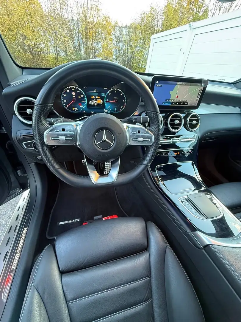 Mercedes-Benz GLC 200 GLC 200 d Coupé 4MATIC Aut. Grau - 2