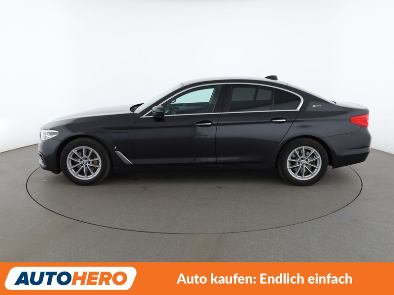 BMW 530 530e Aut.*NAVI*HUD*ACC*CAM*SHZ*LED* — photo 3