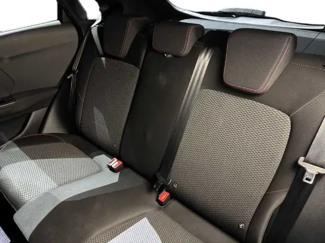 Ford Puma view 9