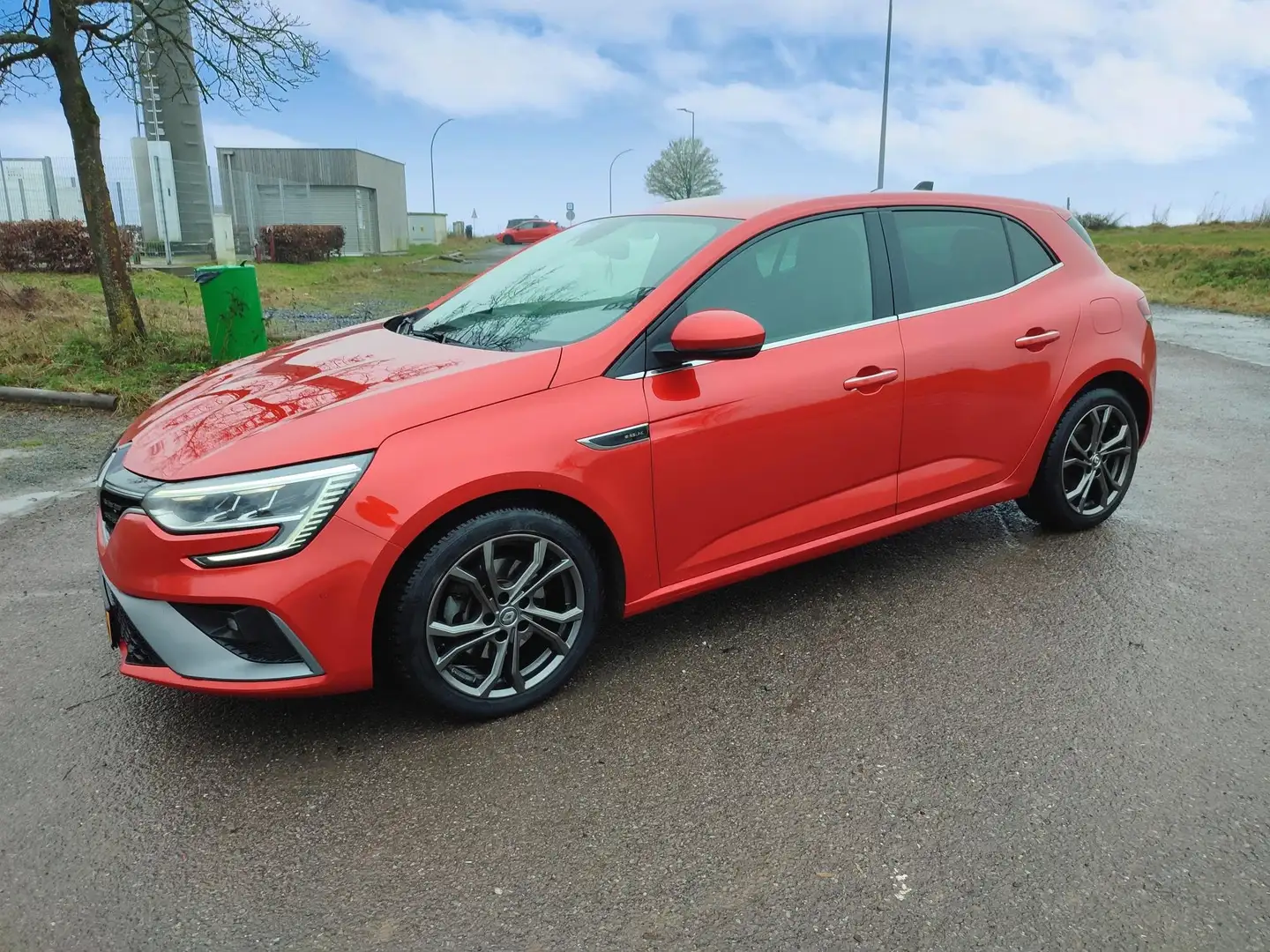 Renault Megane Megane E-TECH Plug-in 160 R.S. LINE Rouge - 1