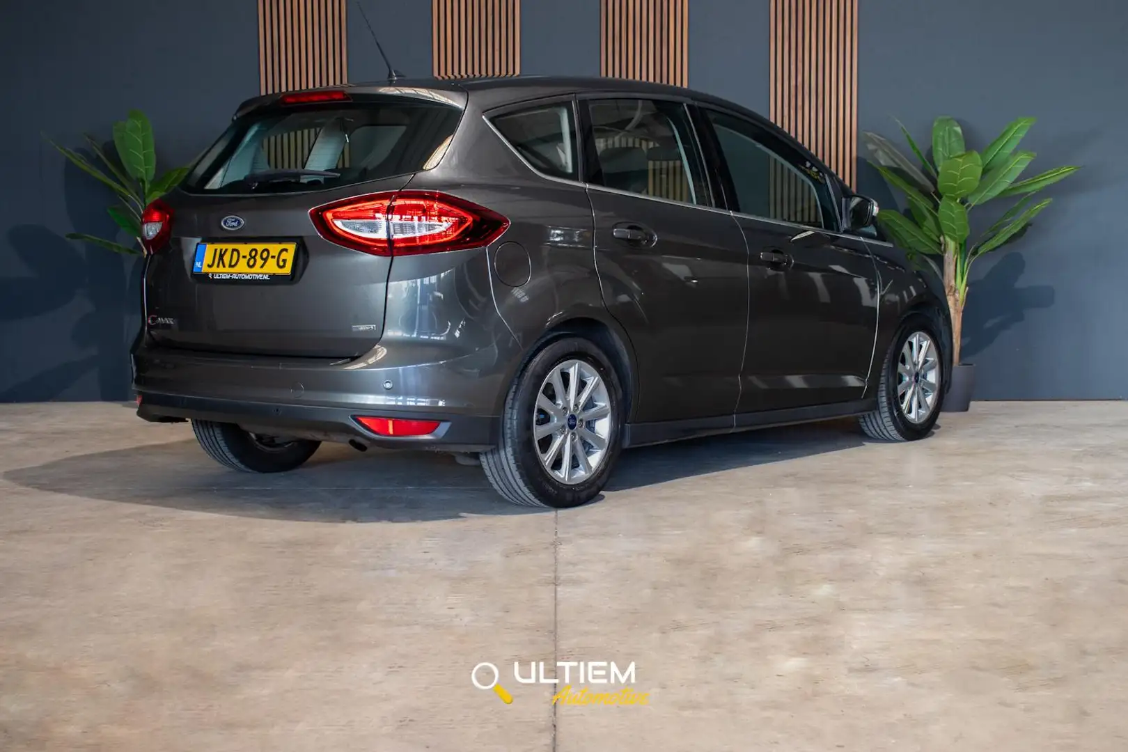 Ford C-Max 1.5 Titanium 150 pk | NAVI*CRUISE*CLIMA Gris - 2