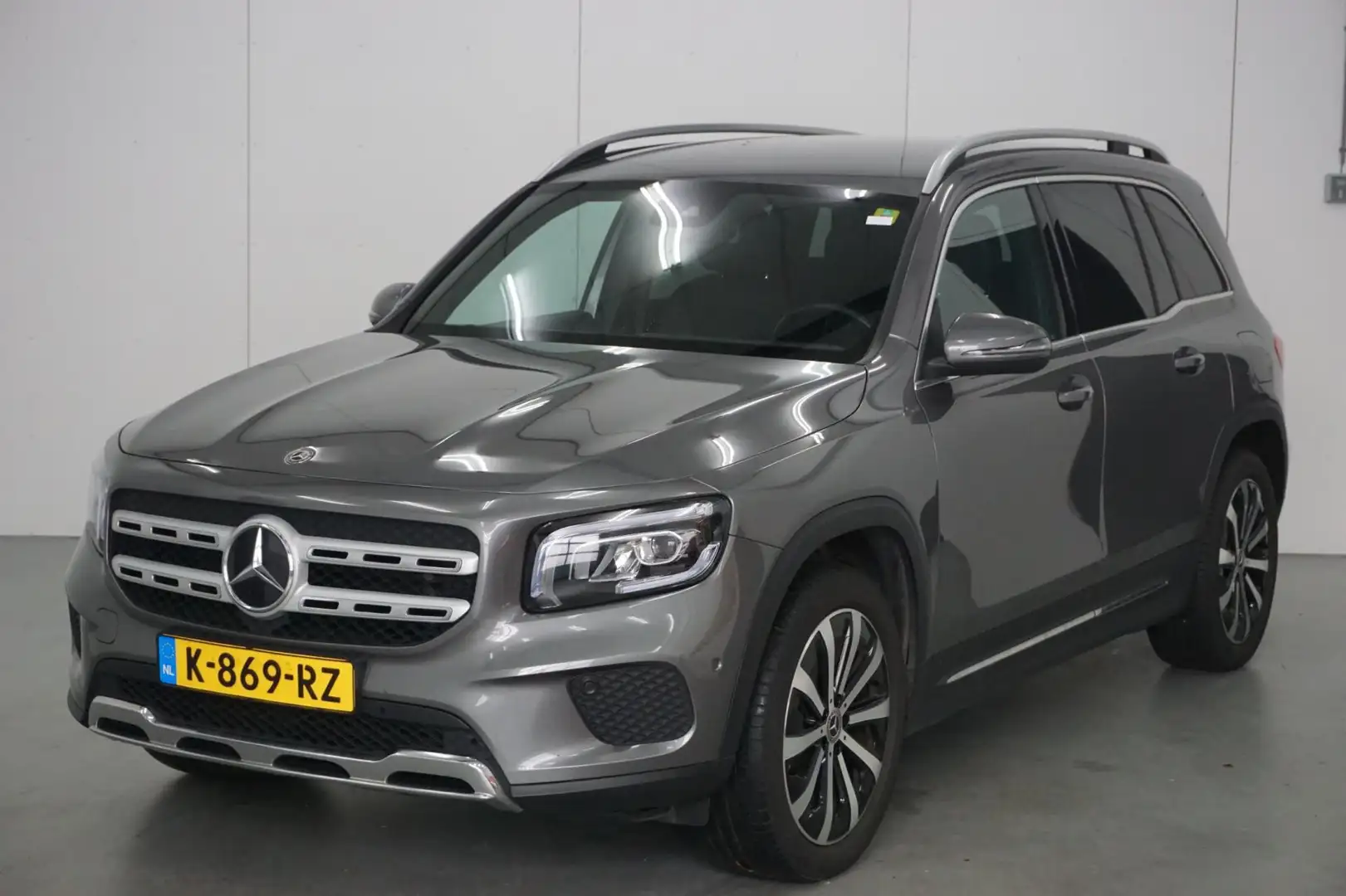 Mercedes-Benz GLB 200 Advantage 7p. / Camera / Parkeerhulp / LED Gris - 1