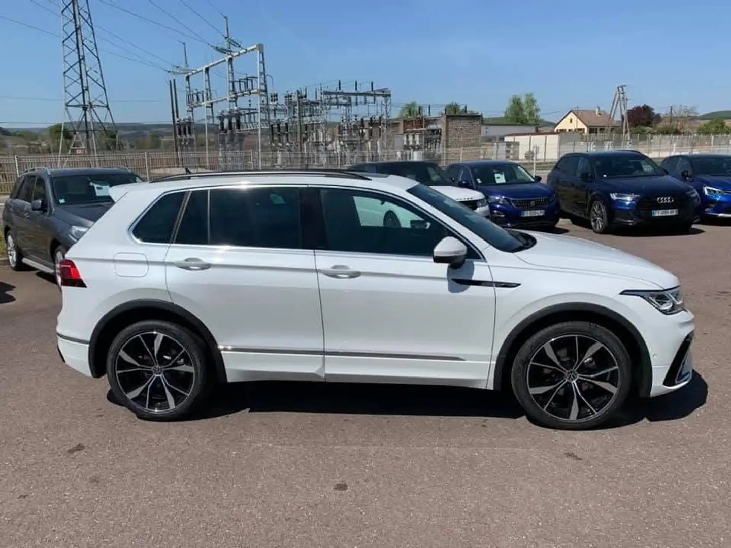 Volkswagen Tiguan 2.0 TDI 150 DSG7 R-Line - 2