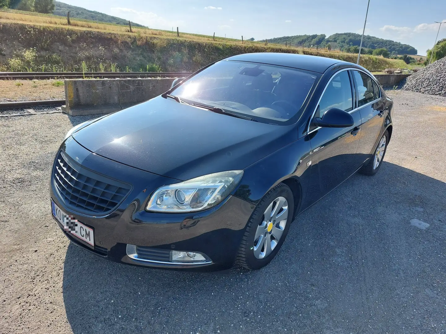 Opel Insignia Opel Insignia Opel Insignia 1.6 Turbo Sport - Bi-Xenon, AGR-Sitze, 2x Alu Schwarz - 1