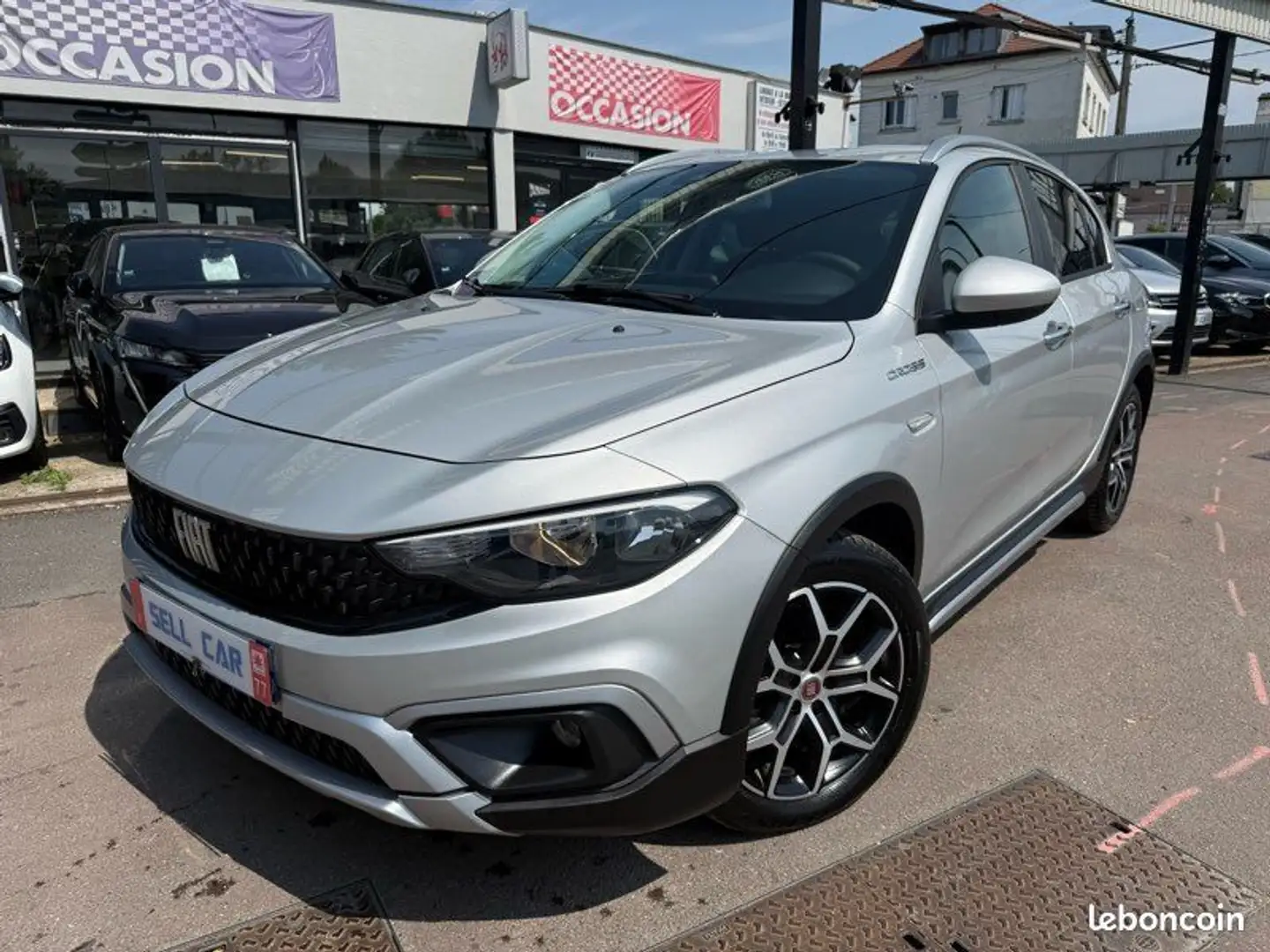 Fiat Tipo 1.6 multijet 130ch CROSS 06-2025 « NEUF » Gris - 1
