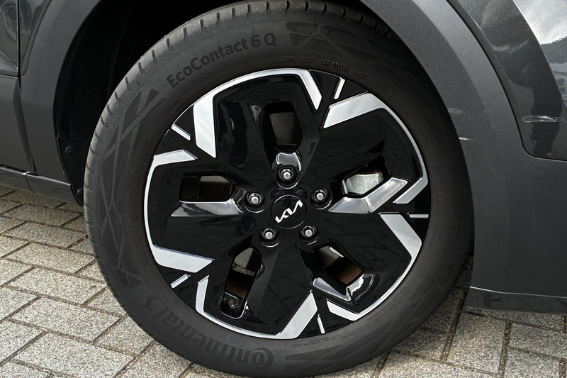 Kia e-Niro EV Light Edition 64.8 kWh | Camera | Dab | Nav | C — photo 4