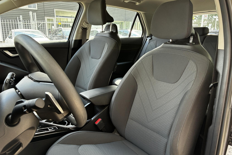 Kia e-Niro EV Light Edition 64.8 kWh | Camera | Dab | Nav | C — photo 11