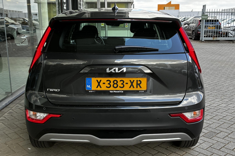 Kia e-Niro EV Light Edition 64.8 kWh | Camera | Dab | Nav | C — photo 7