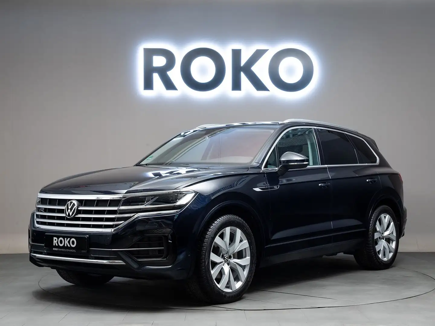 Volkswagen Touareg R-Line LED Leder 4xSHZ Memo AHK Cam AIR Blau - 1