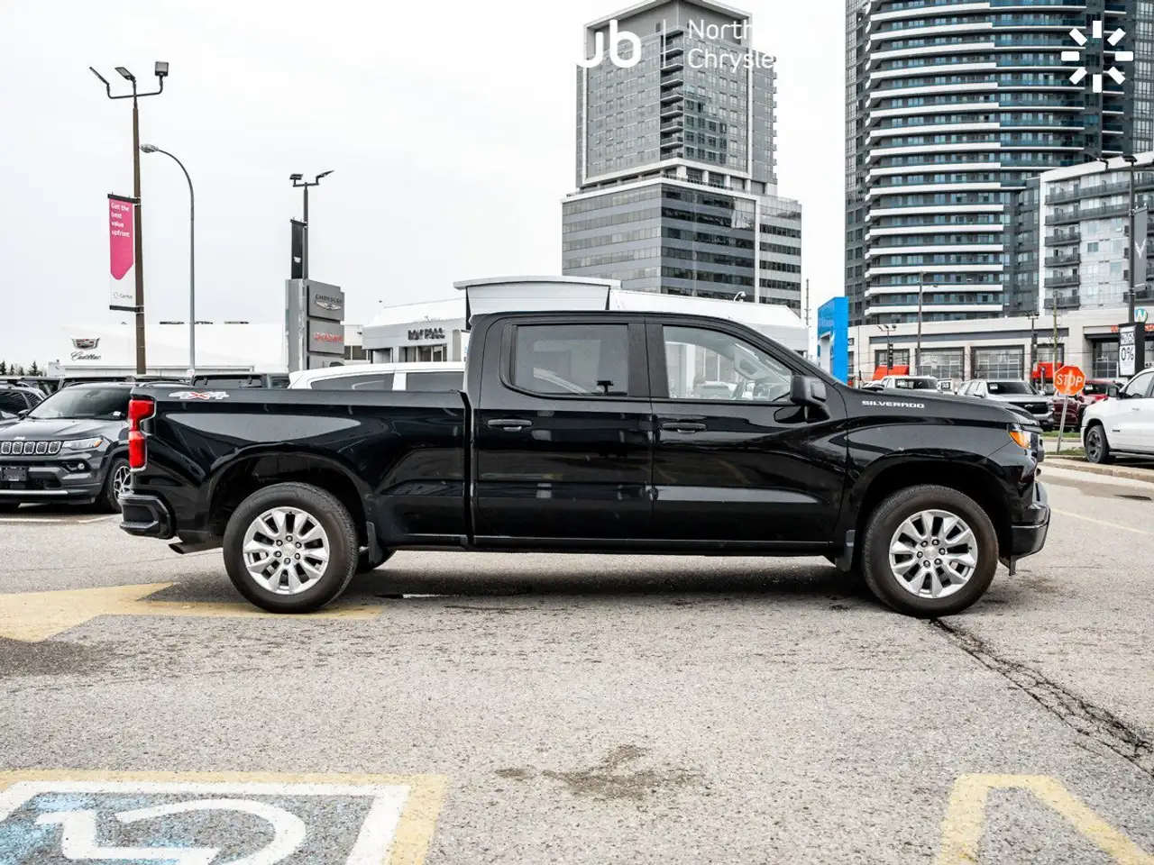 Chevrolet Silverado 1500 снимка Chevrolet Silverado 1500