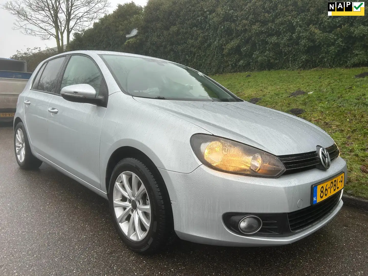 Volkswagen Golf 1.4 TSI Highline - Automaat - Clima - Navi - Cruis Grau - 1