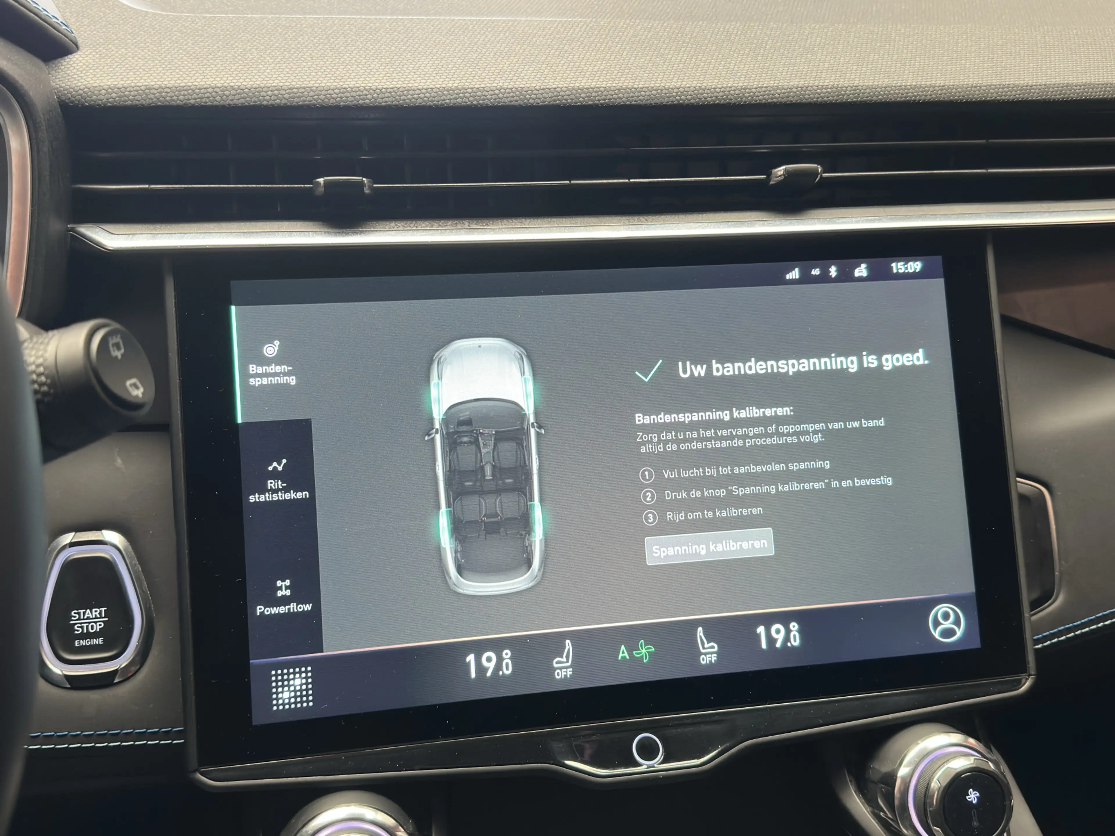 Lynk & Co 01 1.5 6.6kW MY 2023 ZWARTE HEMEL 360 CAMERA ADAPTIVE — photo 44