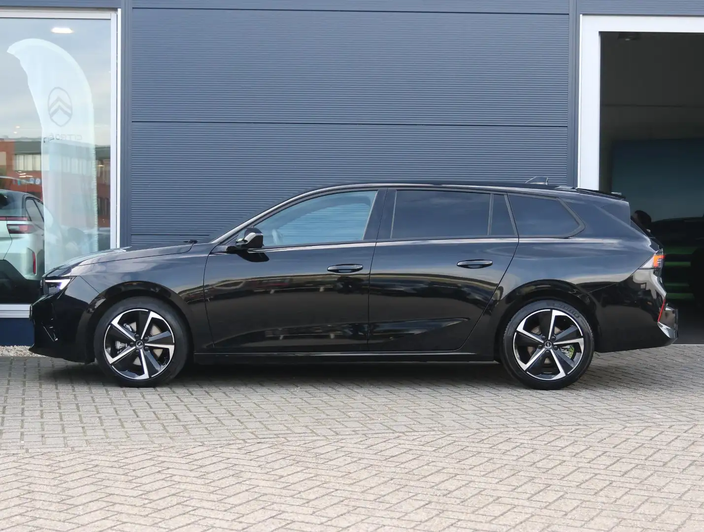 Opel Astra Sports Tourer 1.2 Turbo Hybrid GS 360° Camera | Na Zwart - 2
