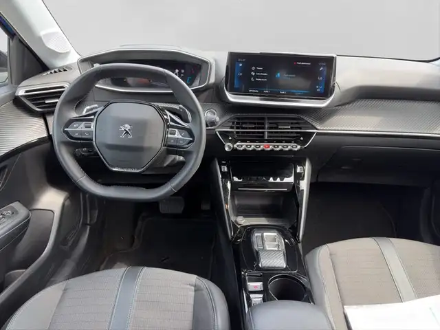Peugeot 208 view 10