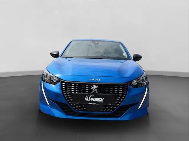 Peugeot 208 view 6