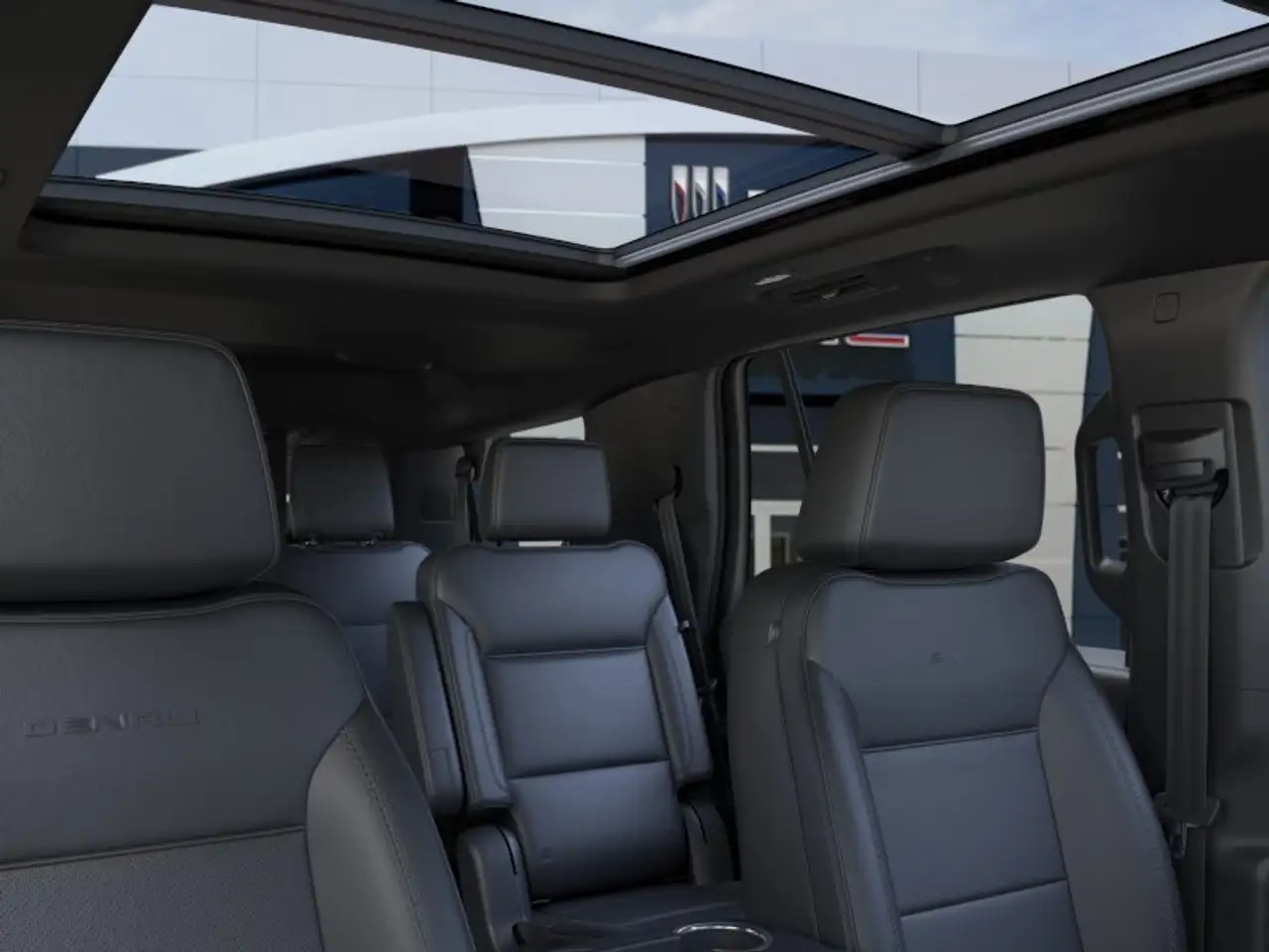 GMC Yukon снимка GMC Yukon